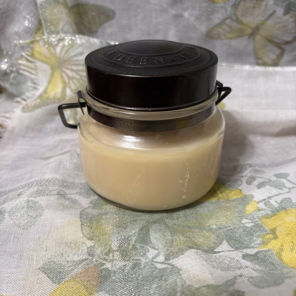NEW Paula Deen Crème Brûlée Scented Candle Single Wick 8 OZ Label Missing